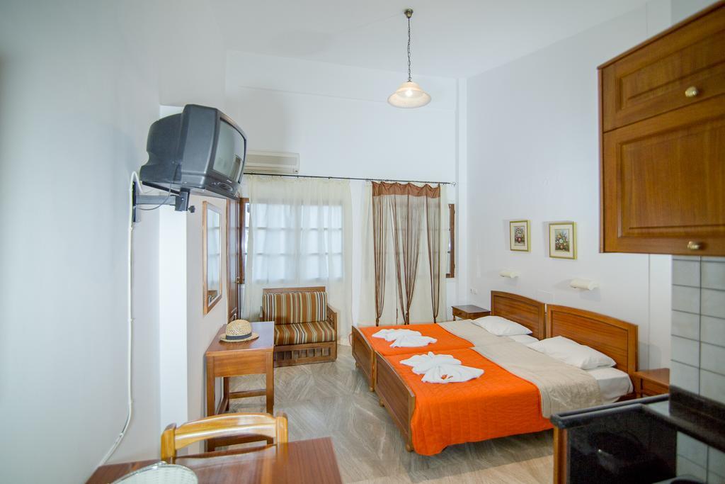 Elpida Aparthotel Gouves Esterno foto