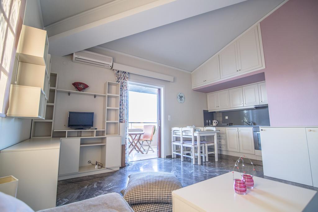 Elpida Aparthotel Gouves Esterno foto