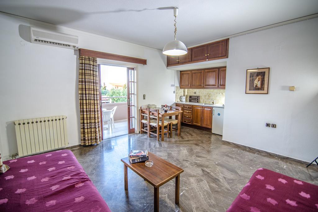 Elpida Aparthotel Gouves Esterno foto